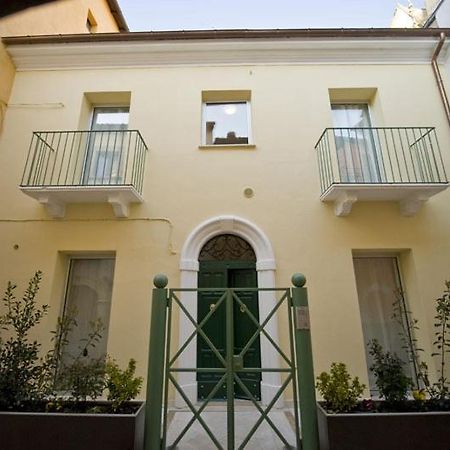 Vico Amato Residenza Apartment Sulmona Exterior foto